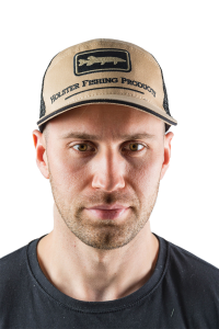 Бейсболка бежевая с сеткой (м)